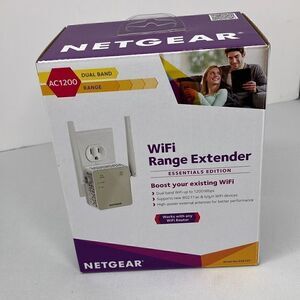 Netgear AC750 Wifi Range Extender With Box